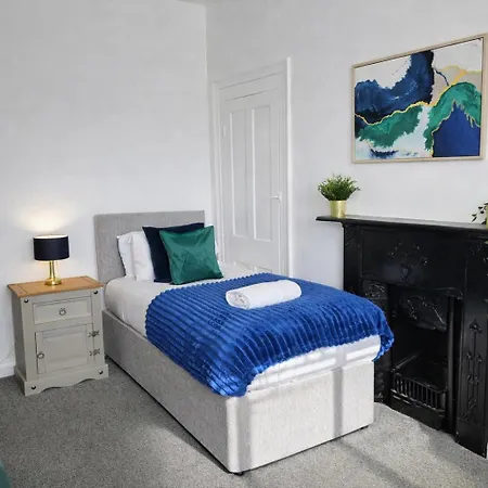 펜션 Boutique House- Spacious & Stylish With Free Parking