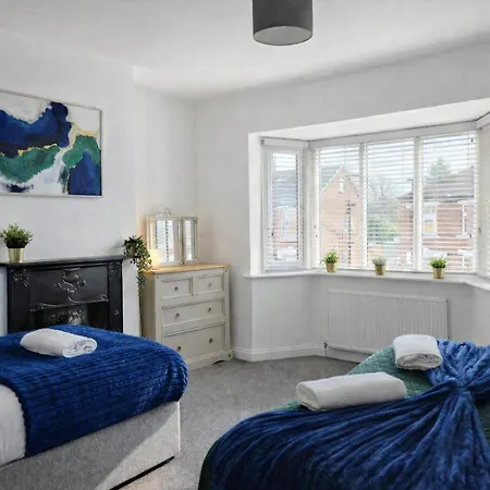 Boutique House- Spacious & Stylish With Free Parking * 요크