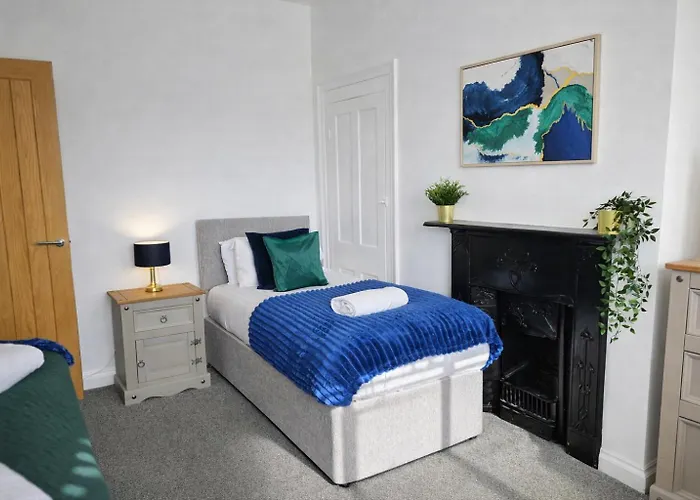 Nyaraló Boutique House- Spacious & Stylish With Free Parking