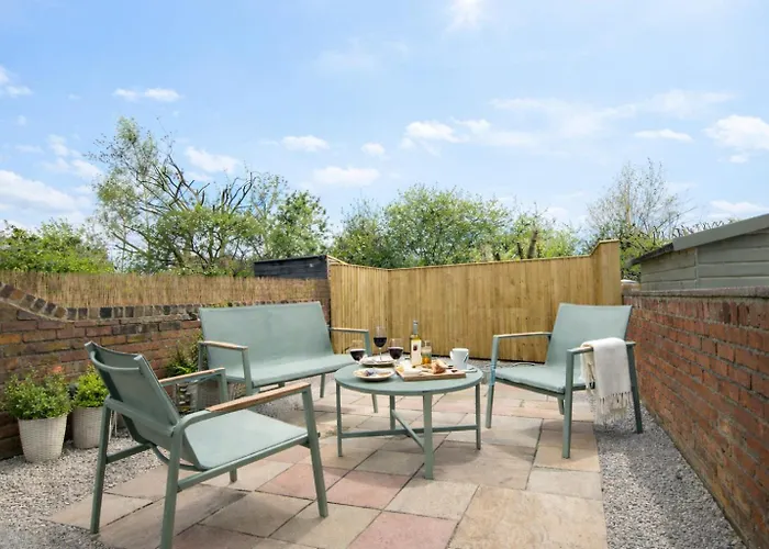 Boutique House- Spacious & Stylish With Free Parking Nyaraló *