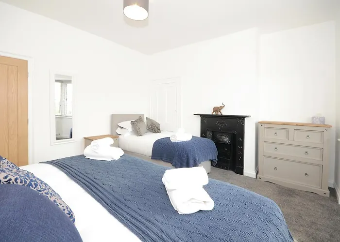 Boutique House- Spacious & Stylish With Free Parking Casa vacanze *