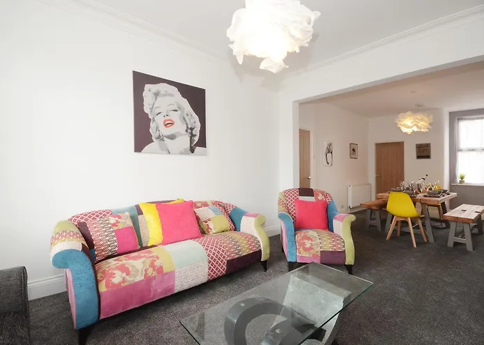 Casa vacanze Boutique House- Spacious & Stylish With Free Parking York