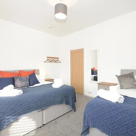 Boutique House- Spacious & Stylish With Free Parking 约克