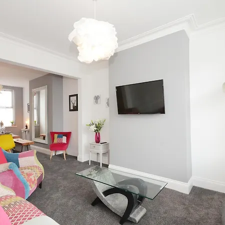 Boutique House- Spacious & Stylish With Free Parking York