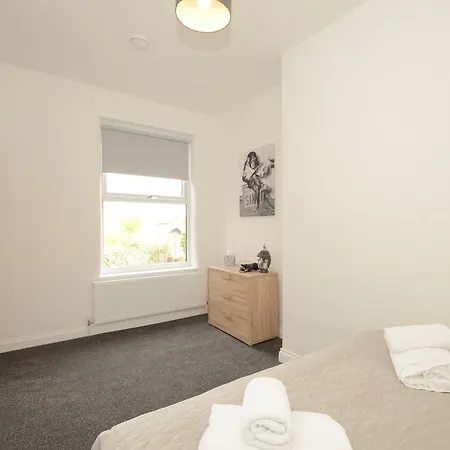 Boutique House- Spacious & Stylish With Free Parking 约克